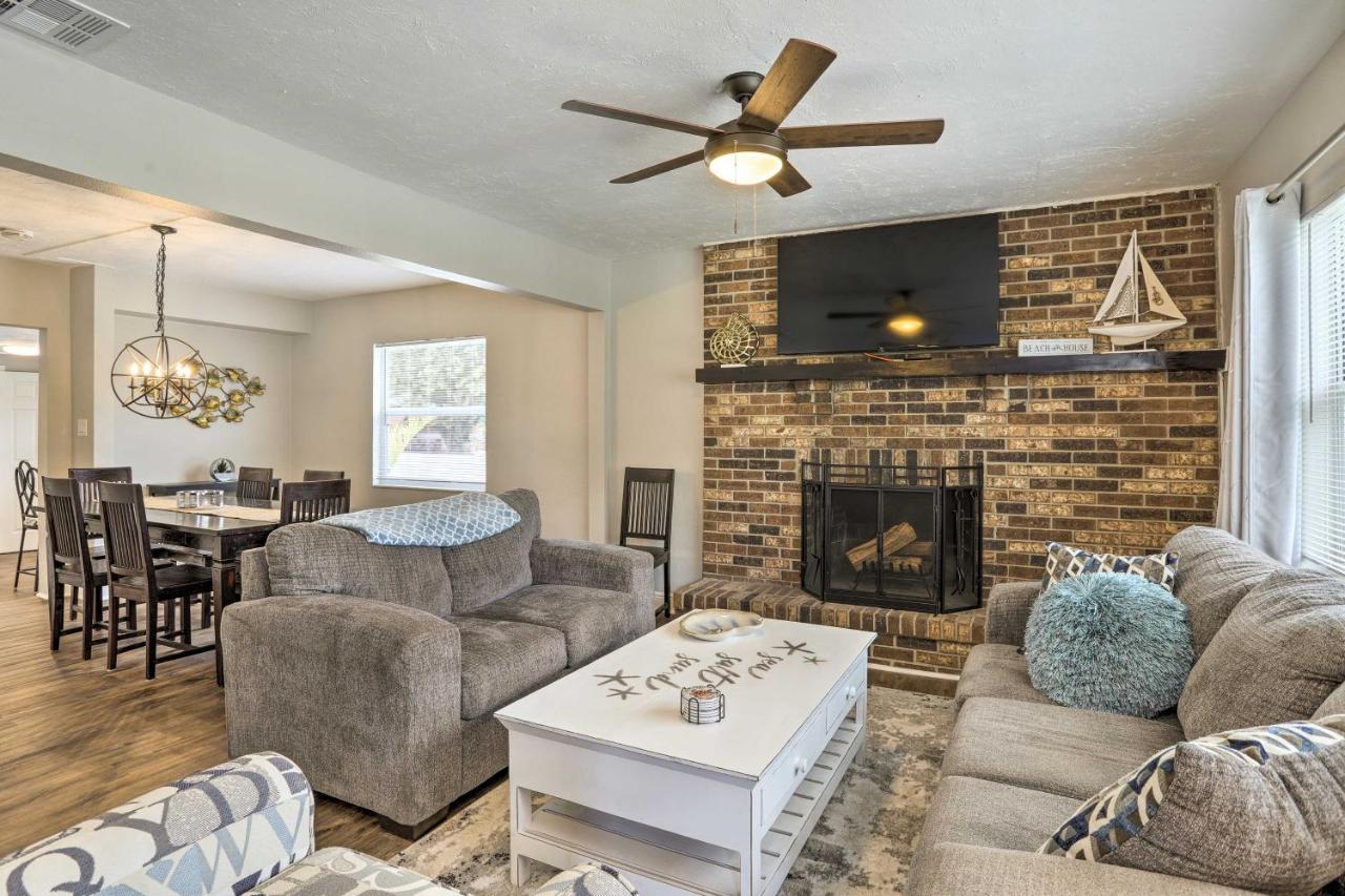 Pet-Friendly Gulfport Home Less Than 2 Mi To Beach Сейнт Питърсбърг Екстериор снимка